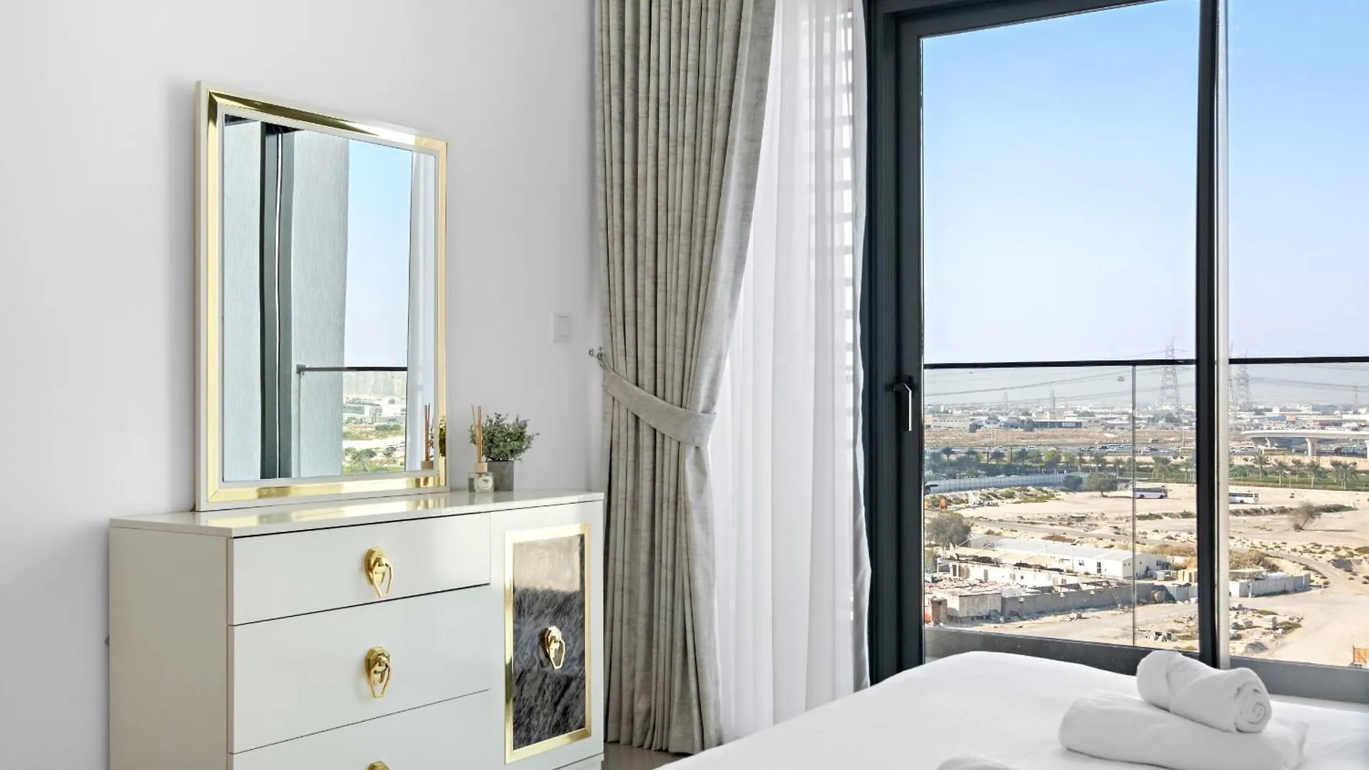 Vayk - Large 1-Bedroom Apartment Close To The Hospital And Dubai Hills Mall United Arab Emirates